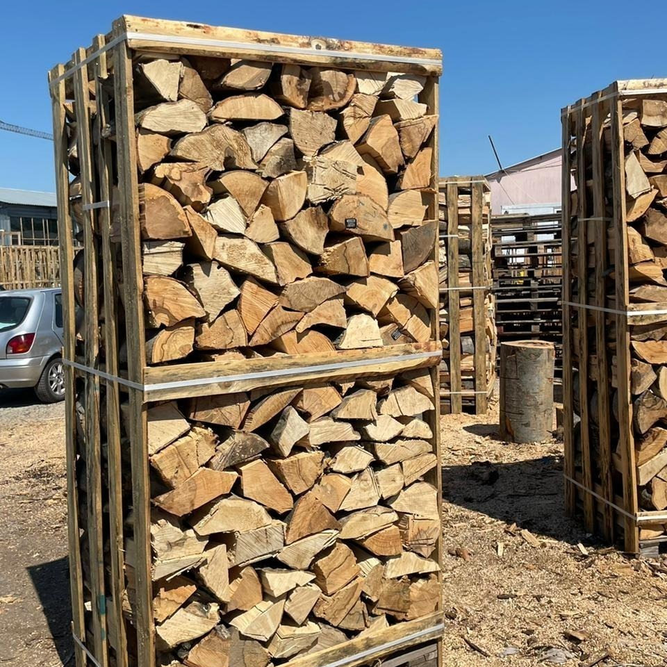 resources of DRIED QUALITY FIREWOOD HARDWOOD from Bulgarian manufacturer 10-20% MOISTURE exporters